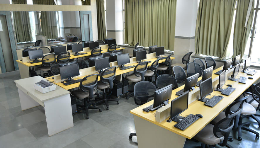 Sandip Polytechnic Nashik Laboratory (Computer Department) photo 4